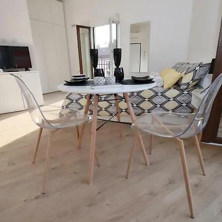 Apartament P&d Navigli Via Casale Mediolan