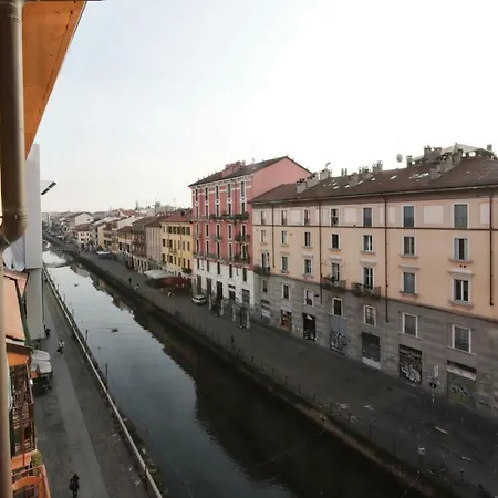 P&d Navigli Via Casale * ミラノ